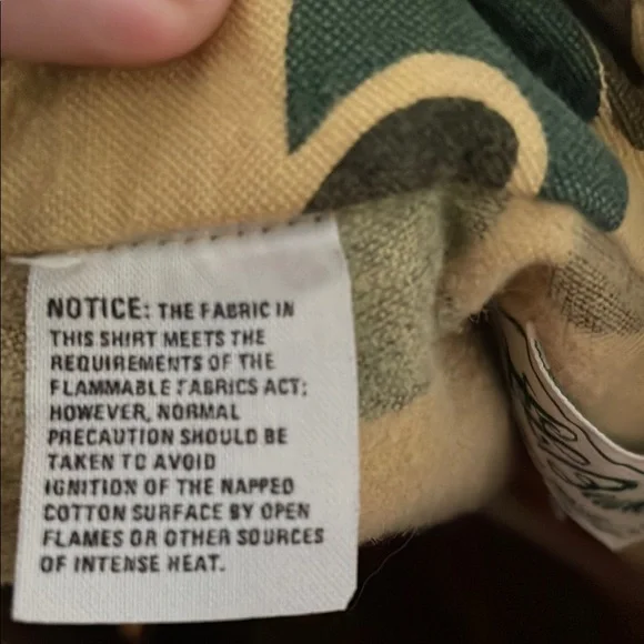 L.L. Bean Casual Button Down Shirt Green and Tan camouflage - Picture 5 of 6